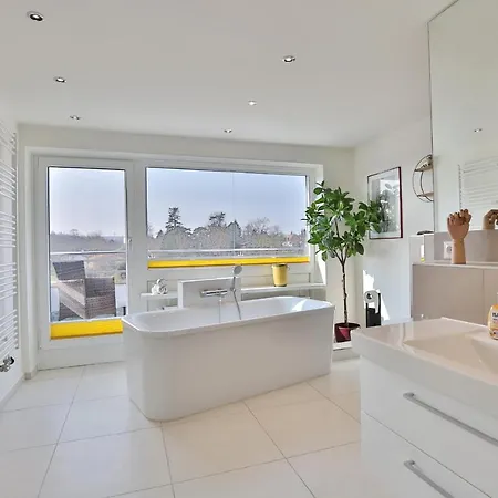 Strandallee 10 Penthouse Seaview Lejlighed *