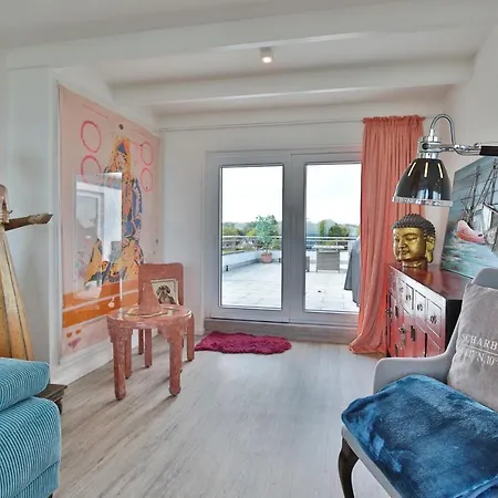 Strandallee 10 Penthouse Seaview *