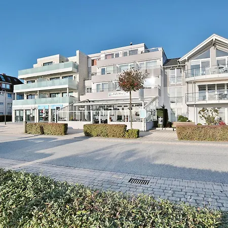 Strandallee 10 Penthouse Seaview *